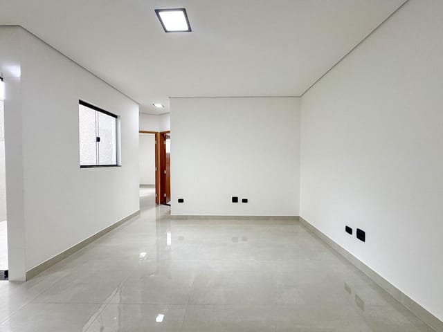 Apartamento com 61m² 2 quartos e 1 banheiro, à venda, no bairro Santa Maria em Santo André