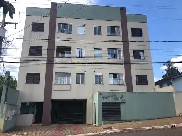 Apartamento com 142m² 2 quartos e 1 banheiro, à venda, no bairro Vila São Carlos em Apucarana