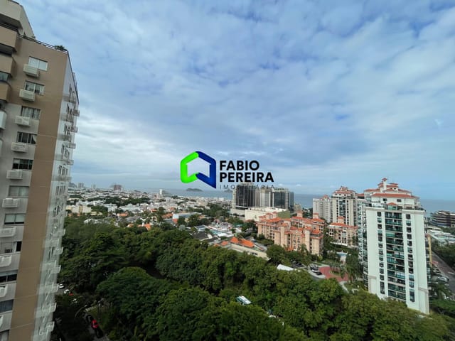 Apartamento com 65m² 2 quartos e 2 banheiros, à venda, no bairro Barra da Tijuca em Rio de Janeiro