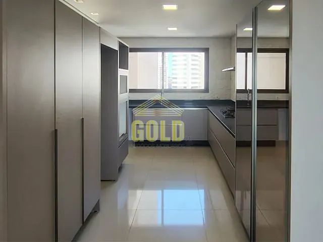 Apartamento 4 quartos e 6 banheiros, à venda, no bairro Santa Rosa em Londrina