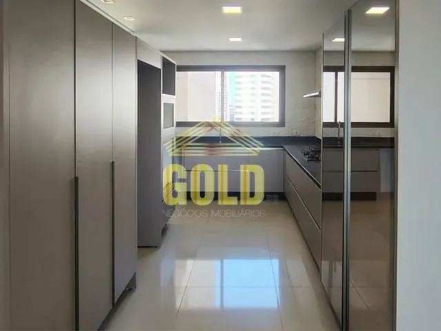 Apartamento 4 quartos e 6 banheiros, à venda, no bairro Santa Rosa em Londrina