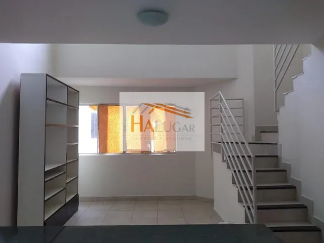 Apartamento com 110m² 3 quartos e 2 banheiros, para alugar, no bairro Floresta em Belo Horizonte