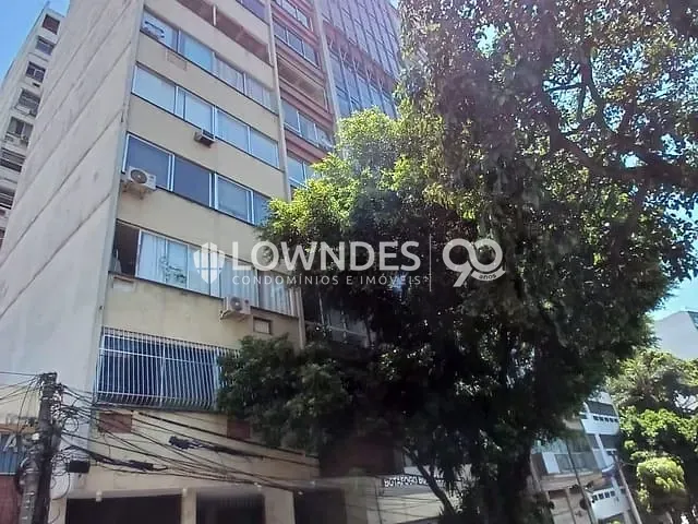 Apartamento com 109m² 3 quartos e 1 banheiro, para alugar, no bairro Botafogo em Rio de Janeiro