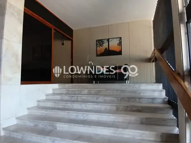 Apartamento com 109m² 3 quartos e 1 banheiro, para alugar, no bairro Botafogo em Rio de Janeiro