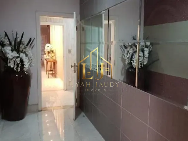 Apartamento com 370m² 4 quartos e 5 banheiros, à venda, no bairro Santa Rosa em Cuiabá