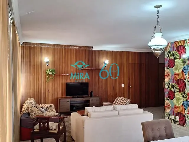 Apartamento com 266m² 4 quartos e 2 banheiros, à venda, no bairro Setor Central em Goiânia