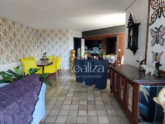 Apartamento com 193m² 4 quartos e 5 banheiros, à venda, no bairro Pontal em Ilhéus