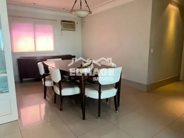 Apartamento com 215m² 4 quartos e 4 banheiros, à venda, no bairro Duque de Caxias em Cuiabá