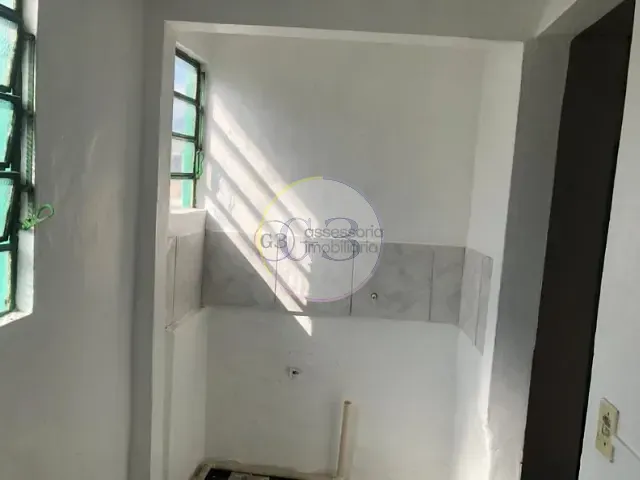Apartamento com 50m² 2 quartos e 1 banheiro, à venda ou para alugar, no bairro Fragata em Pelotas