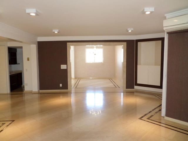 Apartamento com 429m² 3 quartos e 1 banheiro, à venda ou para alugar, no bairro Centro em Birigüi