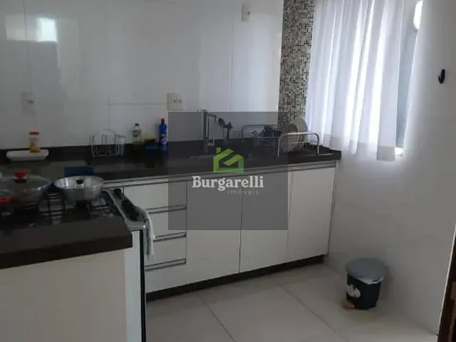 Apartamento com 254m² 3 quartos e 2 banheiros, à venda, no bairro Presidente Kennedy em Lavras