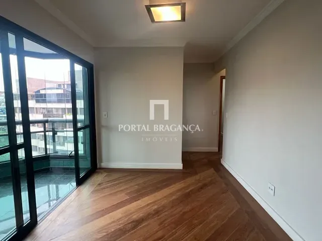 Apartamento 3 quartos e 5 banheiros, à venda, no bairro Centro em Bragança Paulista