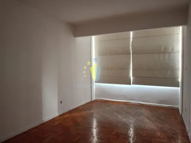 Apartamento com 78m² 2 quartos e 1 banheiro, para alugar, no bairro Copacabana em Rio de Janeiro