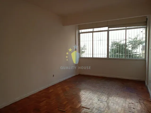 Apartamento com 78m² 2 quartos e 1 banheiro, para alugar, no bairro Copacabana em Rio de Janeiro