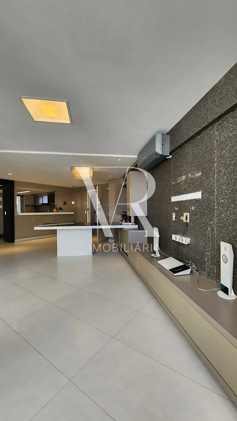 Apartamento, 3 quartos, 139 m² - Foto 1