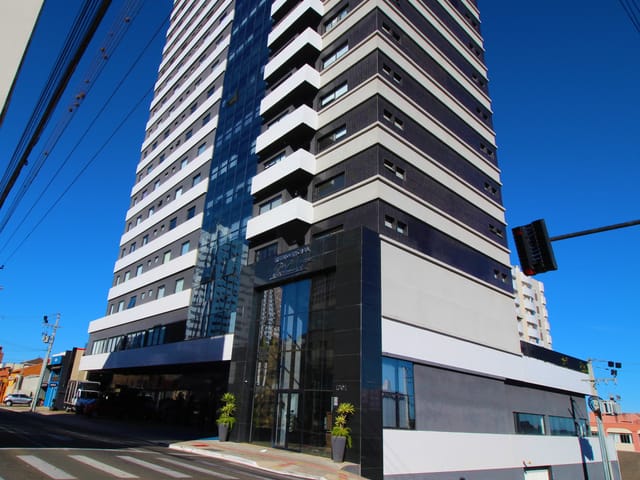Apartamento com 330m² 3 quartos e 5 banheiros, à venda, no bairro Centro em Ponta Grossa