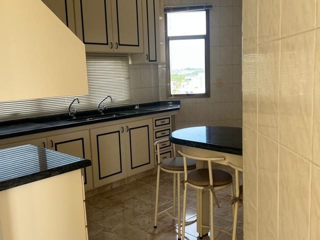 Foto do Apartamento - Apartamento com 4 dormitórios para alugar, 315 m² por R$ 4.500,00/mês - Campo do Galvão - Guaratinguetá/SP | Imobiliária Domos