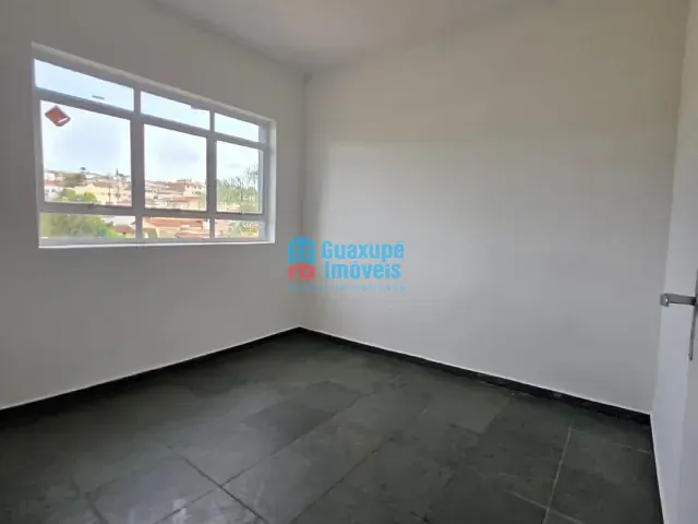 Apartamento com 100m² 3 quartos e 1 banheiro, para alugar, no bairro Vila Rica em Guaxupé