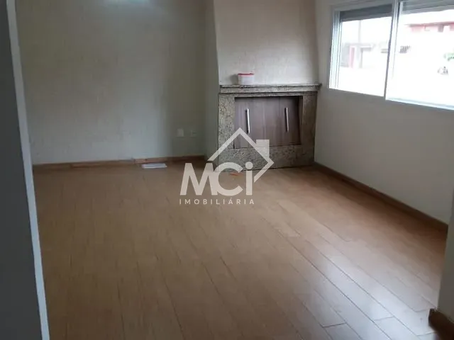 Apartamento 3 quartos e 2 banheiros, à venda, no bairro Areal em Pelotas