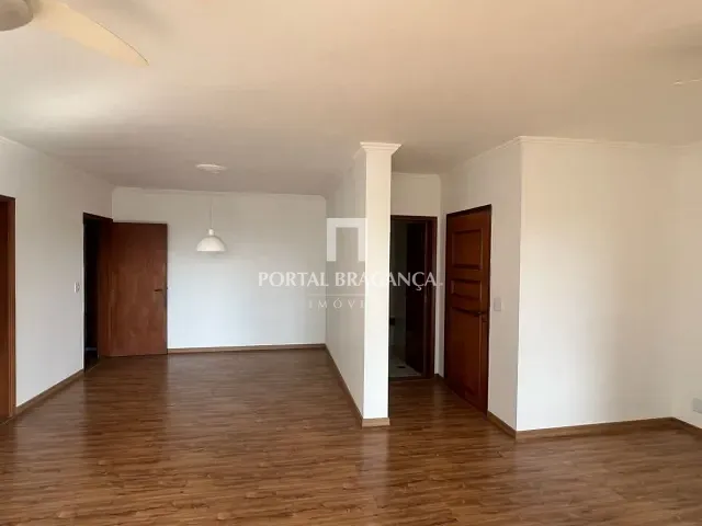 Apartamento 3 quartos e 4 banheiros, à venda, no bairro Jardim Nova Bragança em Bragança Paulista