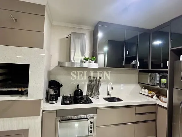 Apartamento 2 quartos e 2 banheiros, à venda, no bairro Nações em Balneário Camboriú