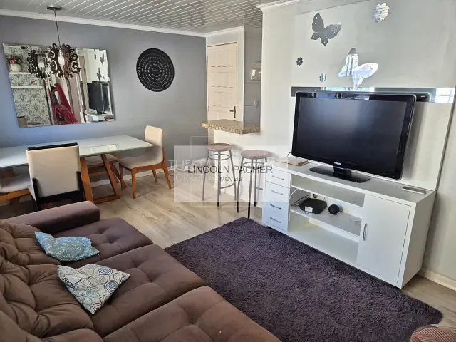 Apartamento com 1m² 2 quartos e 1 banheiro, à venda, no bairro Boqueirão em Curitiba