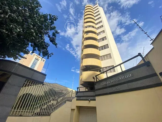 Apartamento com 300m² 4 quartos e 5 banheiros, à venda, no bairro Centro em Londrina