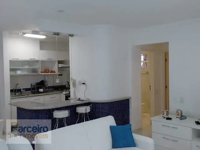 Apartamento com 78m² 2 quartos e 2 banheiros, à venda, no bairro Vila Alzira em Guarujá