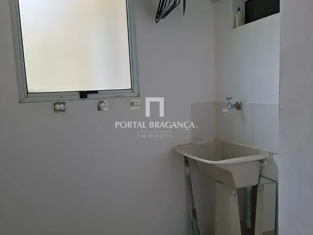 Apartamento 2 quartos e 1 banheiro, para alugar, no bairro Residencial das Ilhas em Bragança Paulista