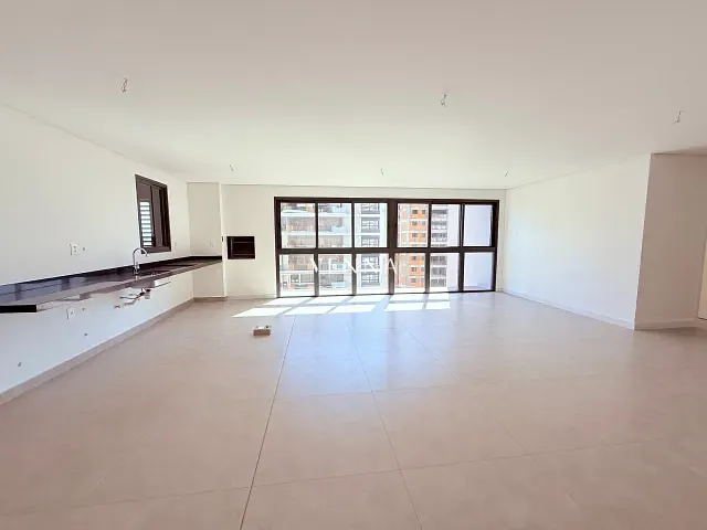 Apartamento com 274m² 2 quartos e 3 banheiros, à venda, no bairro Gleba Fazenda Palhano em Londrina