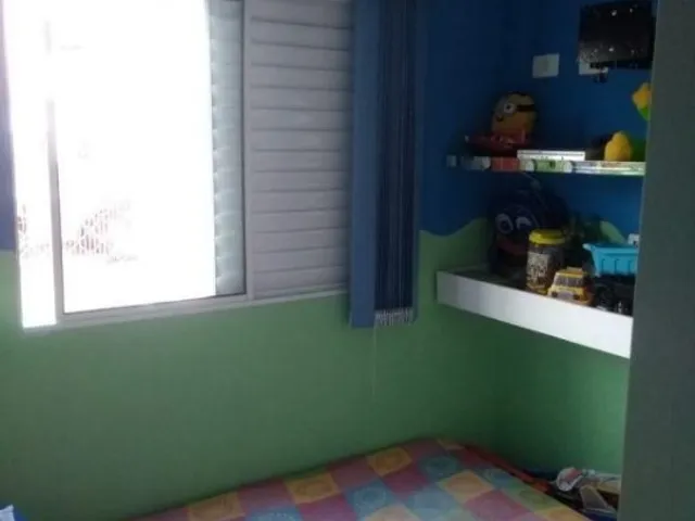 Apartamento 2 quartos e 1 banheiro, à venda, no bairro Jardim Santo André em Santo André