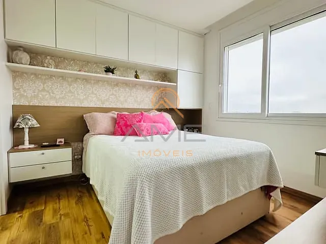 Apartamento 2 quartos e 2 banheiros, à venda, no bairro Três Vendas em Pelotas