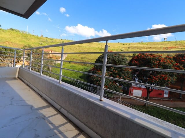 Apartamento 2 quartos e 2 banheiros, para alugar, no bairro Mansões do Bom Pastor em Juiz de Fora