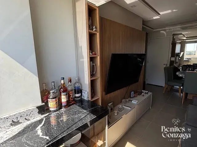 Apartamento com 52m² 2 quartos e 1 banheiro, à venda, no bairro Parque Industrial em Maringá