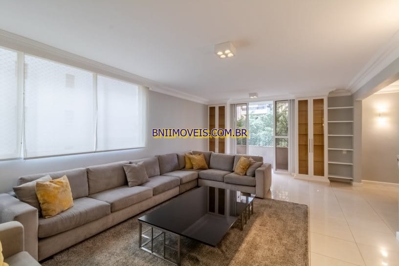 Apartamento, 3 quartos, 206 m² - Foto 2