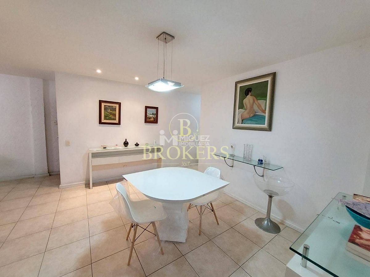 Oportunidade, Rua Vinicius de Morais. Apartamento à venda, estilo casa com 3 quartos, melhor trecho de Ipanema -  193 m².