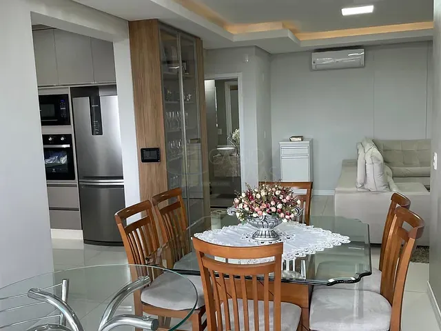 Apartamento com 195m² 3 quartos e 4 banheiros, à venda, no bairro Centro em Apucarana