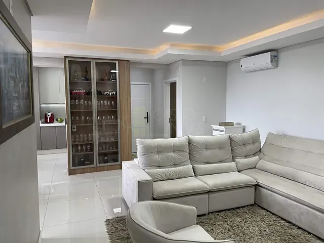 Apartamento com 195m² 3 quartos e 4 banheiros, à venda, no bairro Centro em Apucarana