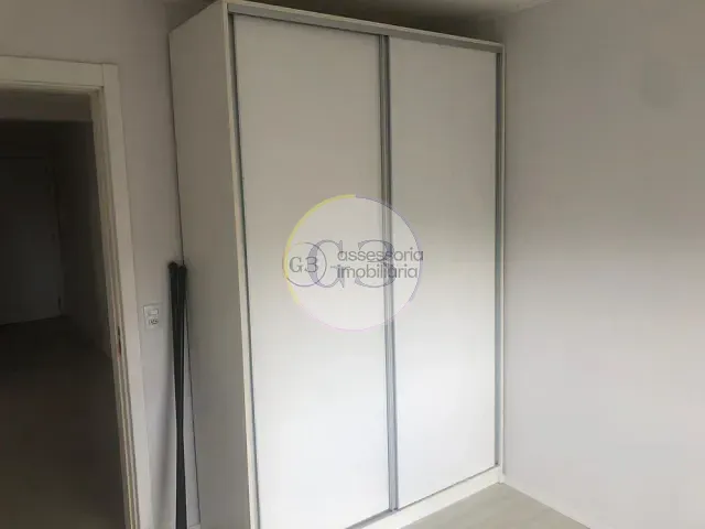 Apartamento 2 quartos e 1 banheiro, para alugar, no bairro Centro em Pelotas