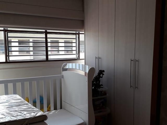 Apartamento 2 quartos e 1 banheiro, à venda, no bairro Chácara Manella em Cambé
