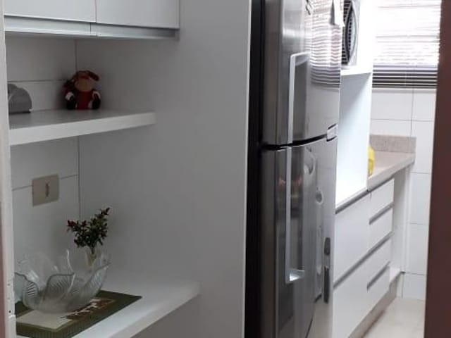 Apartamento 2 quartos e 1 banheiro, à venda, no bairro Chácara Manella em Cambé
