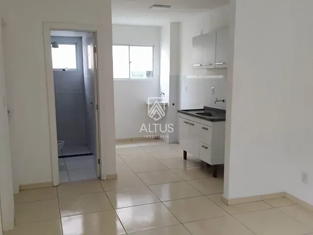 Apartamento 2 quartos e 1 banheiro, à venda, no bairro Areia Branca em Salvador