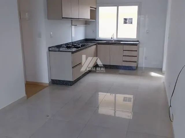 Apartamento com 64m² 2 quartos e 2 banheiros, à venda, no bairro Santa Cruz em Guarapuava