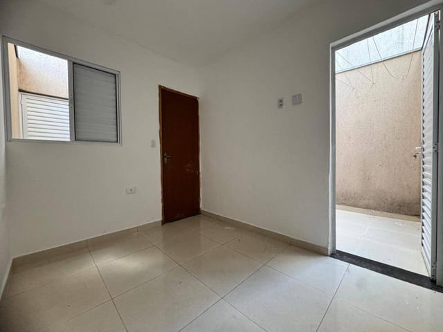 Apartamento com 40m² 2 quartos e 1 banheiro, à venda, no bairro Cidade Patriarca em São Paulo