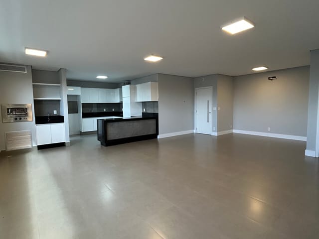 Apartamento 3 quartos e 4 banheiros, à venda, no bairro Jardim Santana em Franca