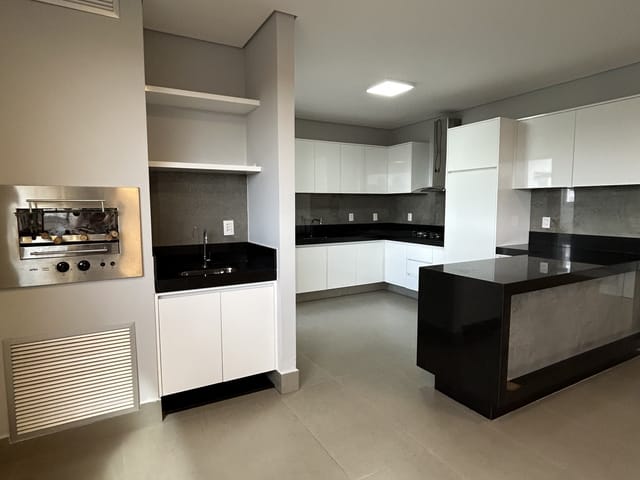 Apartamento 3 quartos e 4 banheiros, à venda, no bairro Jardim Santana em Franca