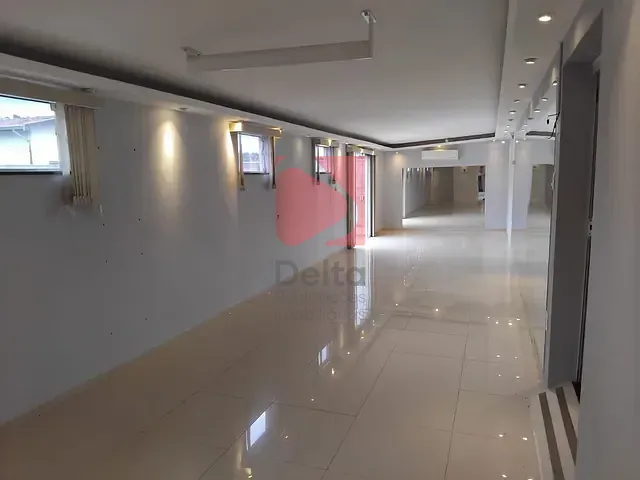 Prédio para alugar, no bairro Centro em Pirassununga