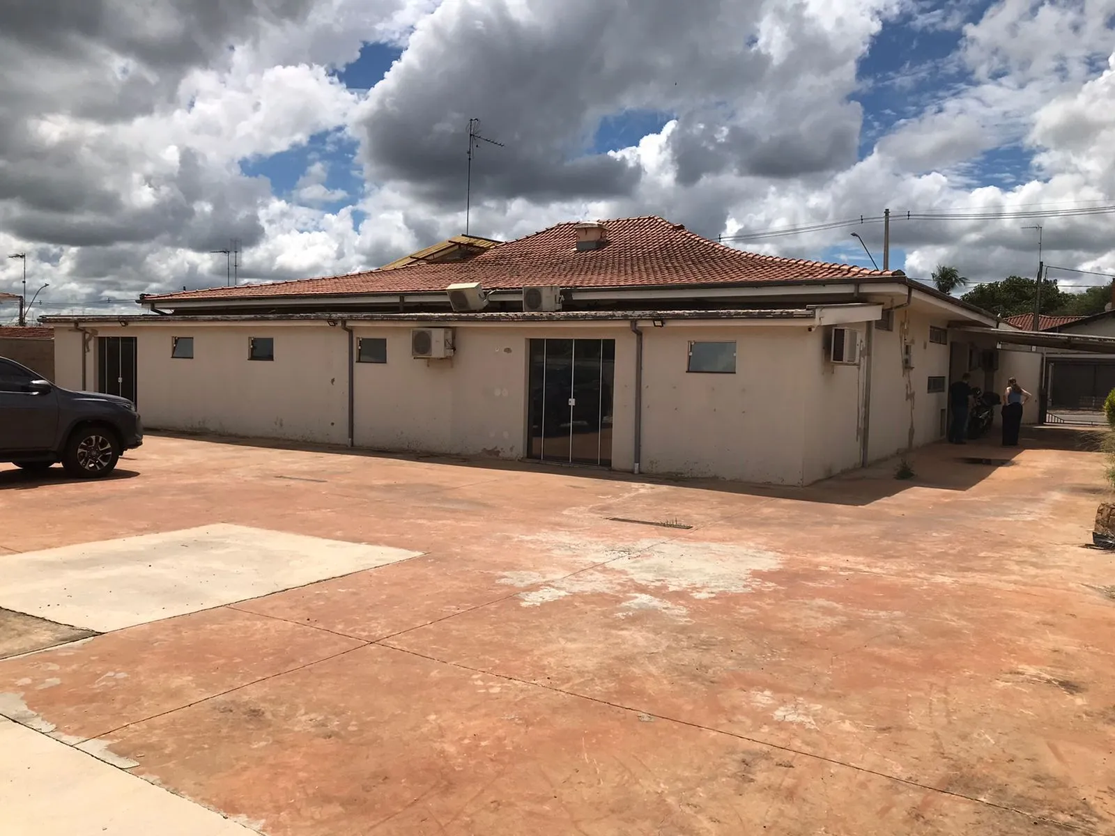 Ótima oportunidade de imóvel comercial com 10 salas