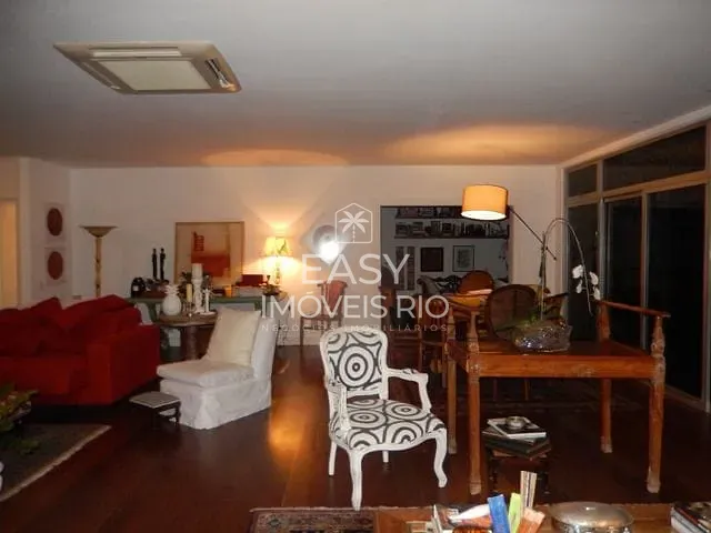 Apartamento com 206m² 4 quartos e 4 banheiros, à venda, no bairro Leblon em Rio de Janeiro