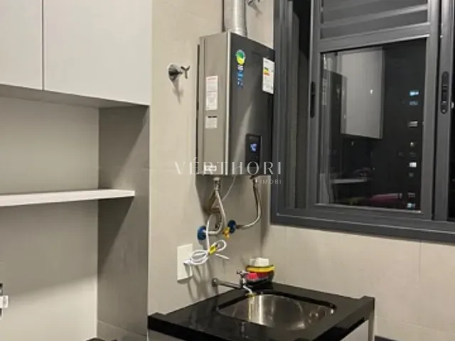 Apartamento 2 quartos e 2 banheiros, à venda, no bairro Gleba Fazenda Palhano em Londrina